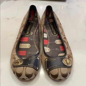 Women’s coach flats